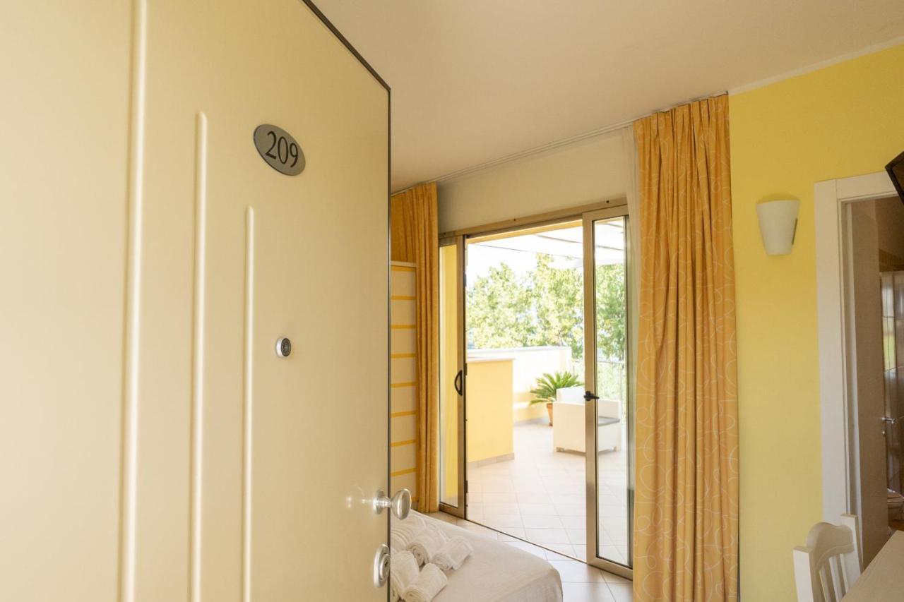 Hotel Baia Di Trainiti Vibo Valentia Zewnętrze zdjęcie