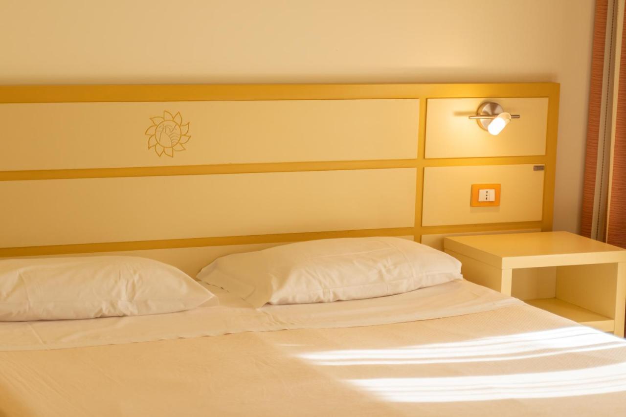 Hotel Baia Di Trainiti Vibo Valentia Zewnętrze zdjęcie