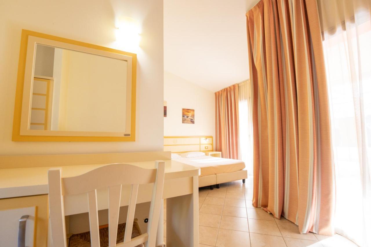 Hotel Baia Di Trainiti Vibo Valentia Zewnętrze zdjęcie